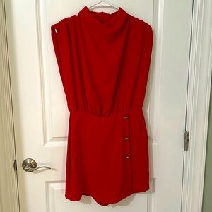 Stunning red romper 🔥